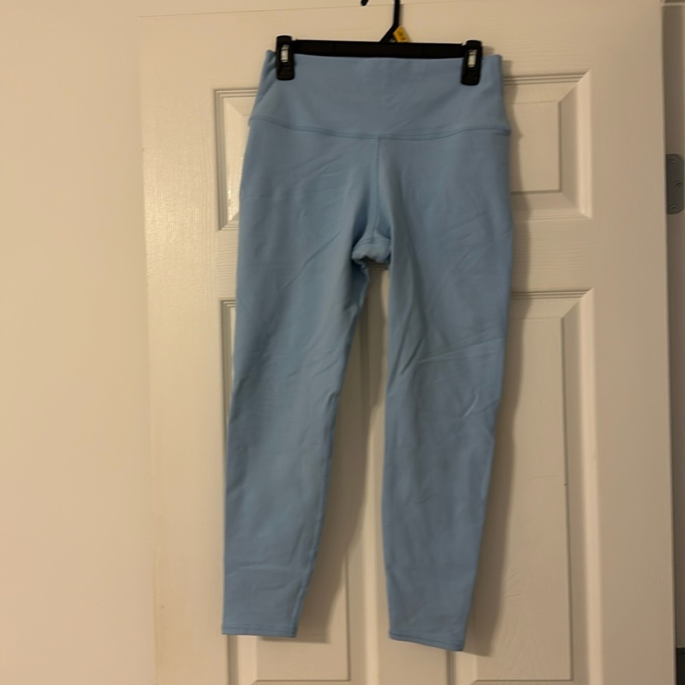 Alo 7/8 high waist airlift leggings blue skies